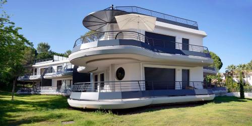 Appartement Complet 2 à 4 personnes au coeur des Golfs