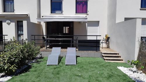 Confortable villa climatisée avec terrasse pour 8 personnes