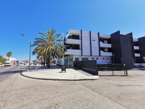 Albufeira Mar Beach Apartment with Pool by Rosado