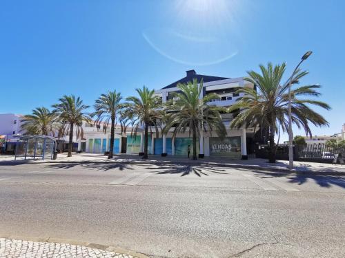 Albufeira Mar Beach Apartment with Pool by Rosado