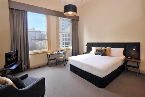 Grand Hotel Melbourne Image