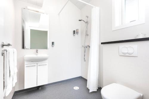Vonios kambarys apgyvendinimo įstaigoje Hvammból Guesthouse