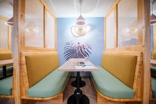 Zona de estar de ibis Styles Antibes