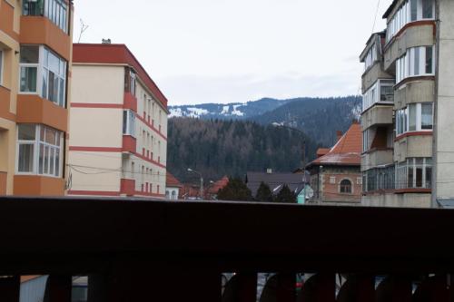 Vue générale sur la montagne ou vue sur la montagne depuis la maison d'hôtes