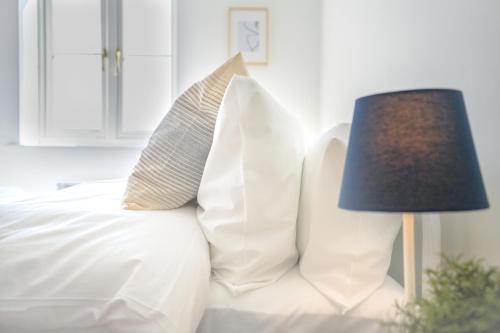 Stylish Apartment with Private Parking photo 12