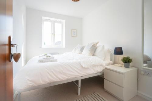 Stylish Apartment with Private Parking photo 32