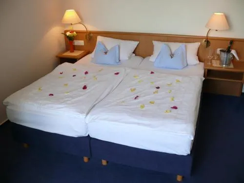 Hotel Zur schönen Aussicht photo 4