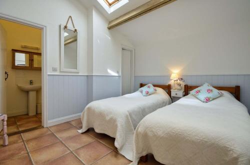 Gallery image of East Green Farm Cottages - Gardeners Cottage in Saxmundham