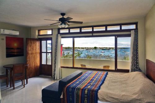 Gallery image of The Galeodan Suites in Puerto Baquerizo Moreno