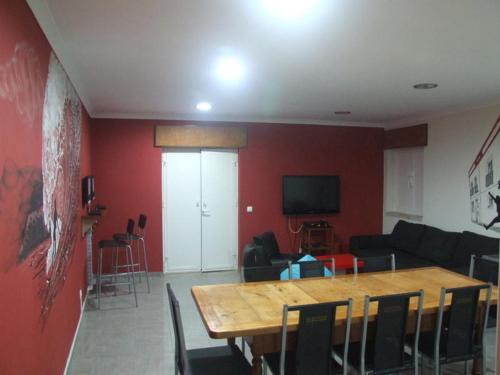 Μια τηλεόραση ή/και κέντρο ψυχαγωγίας στο Cloud 9 Hostel