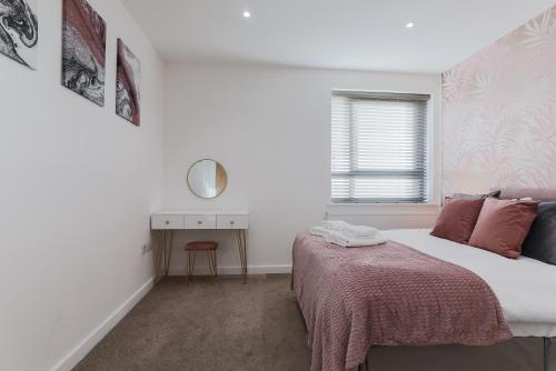 Beautiful Modern Décor Apartment in the Centre of Slough