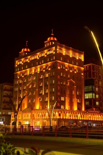 Bangunan di mana terletaknya hotel