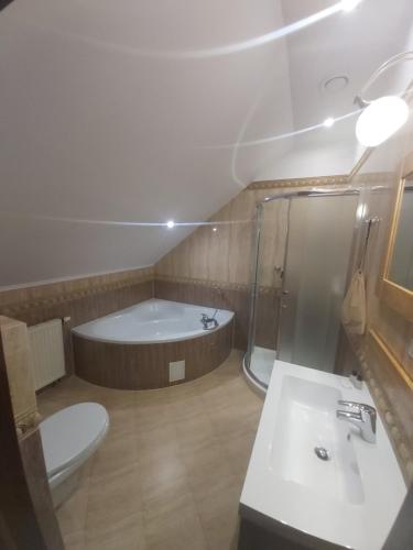 Un baño de Hotel Fox