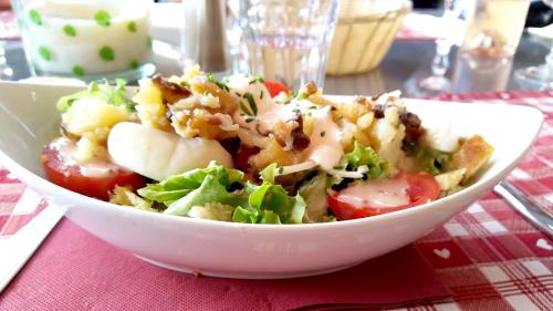 Comida en o cerca de esta posada u hostería
