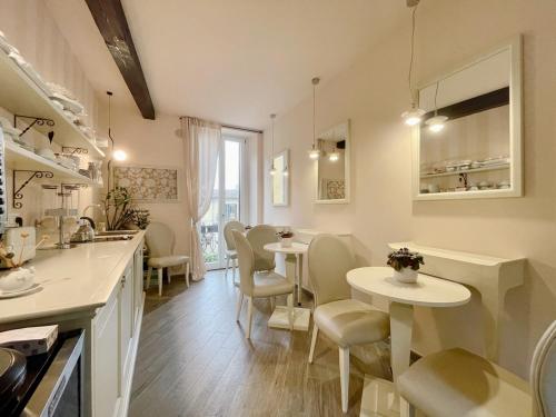 Η κουζίνα ή μικρή κουζίνα στο B&B Verona Centro