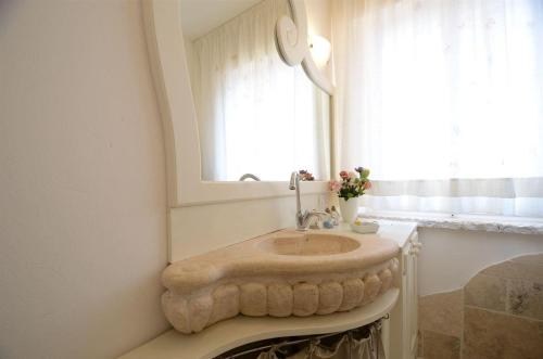 Ένα μπάνιο στο Le Finestre