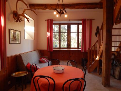 Ruang duduk di Gîtes de Launay Guibert