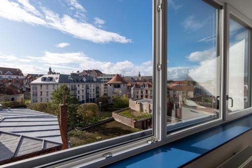 Gallery image of Le Fort Rouge, centre ville, quartier historique in Tournai