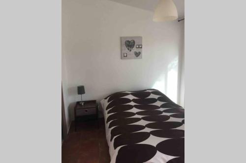 Postel nebo postele na pokoji v ubytování Gîte 2 pièces au calme