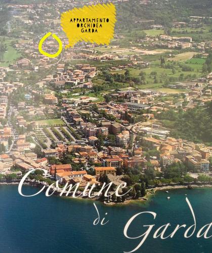 an aerial view of a city with the words colombia at Appartamento Orchidea Garda in Garda