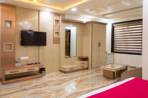 Ein Badezimmer in der Unterkunft Hotel Pushkar City Inn