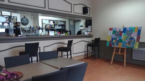 Ο χώρος του lounge ή του μπαρ στο LE LION D'OR