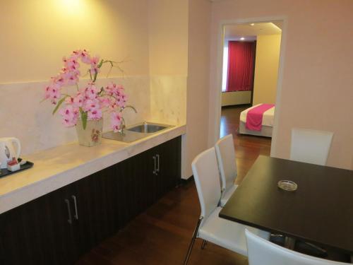 Gallery image of favehotel MEX Tunjungan Surabaya in Surabaya