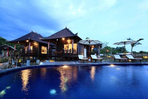 Kolam renang di atau dekat dengan Bali Belva