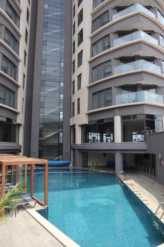 The Curve by Maskani Lifestyle