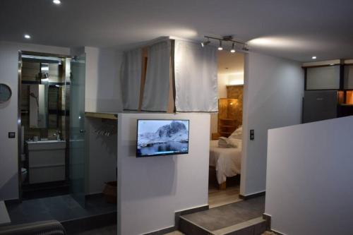 h2h Anthi #Comfort apt near Athens