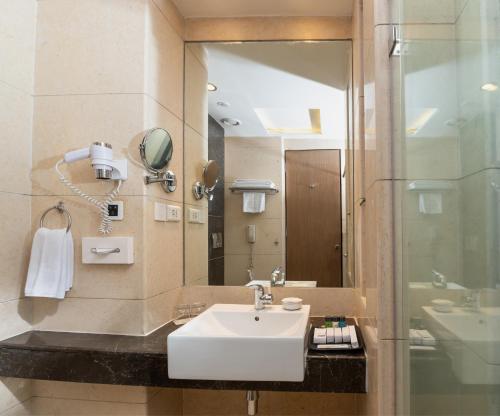 Koupelna v ubytování Radisson Hotel Kathmandu