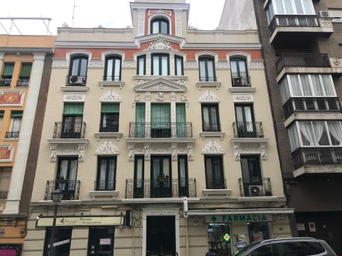 Atocha VI - Elegancia Urbana en una Ubicación Privilegiada