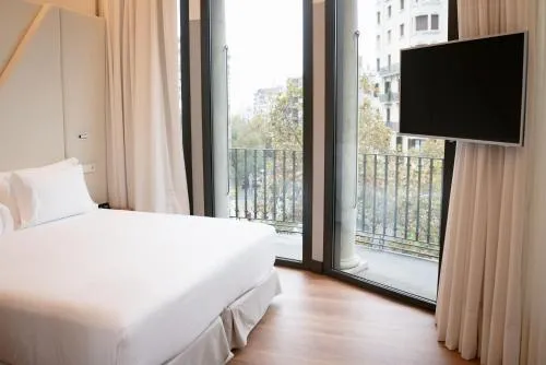 Occidental Diagonal 414 photo 30