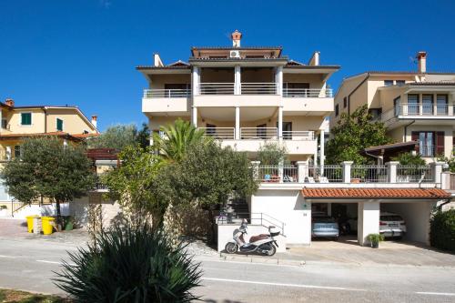 Fotografie z fotogalerie ubytování Apartments Agava v destinaci Rabac