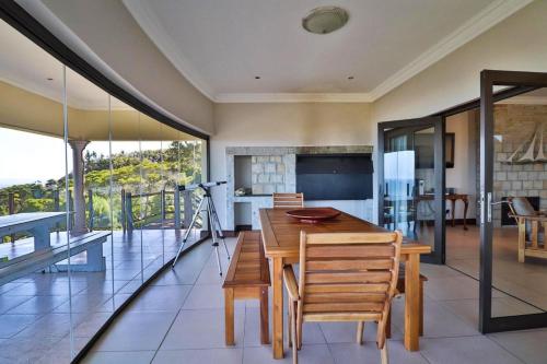 Televisyen dan/atau pusat hiburan di Mosselbos Self Catering