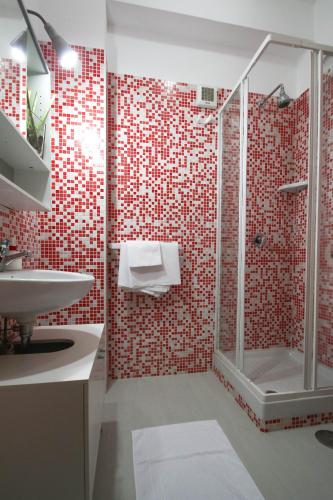 Salle de bains dans l'établissement Ostello Le Sirene