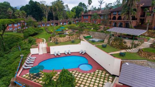 A view of the pool at Sunbird Ku Chawe or nearby