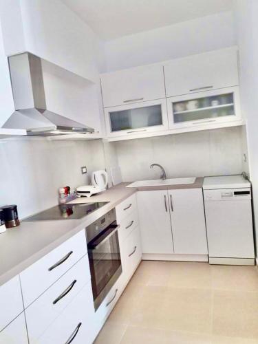 Kuchyň nebo kuchyňský kout v ubytování AMAZING VIEW