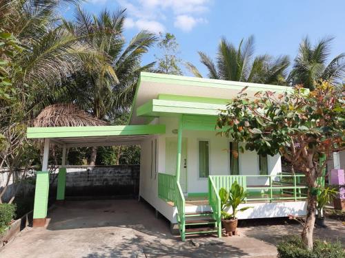 Taman di luar The luxury