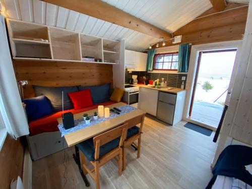 Η κουζίνα ή μικρή κουζίνα στο Sandviken Camping