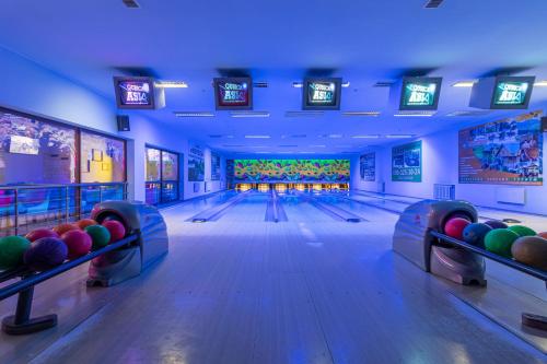a bowling alley with lanes with balls in it at Laguna in Slavske