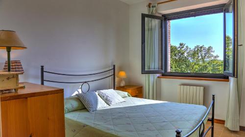 Gallery image of Villa Poggio Verde 6, Emma Villas in Baschi