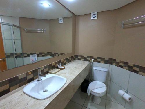Bilik mandi di Apartamento Le Jardin