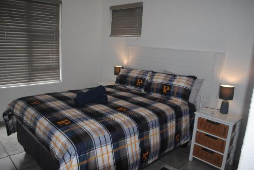 Tempat tidur dalam kamar di 6 Key Largo