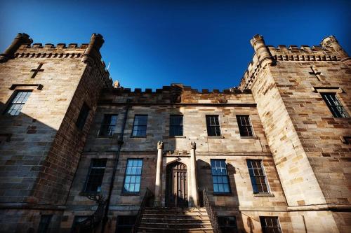 Sneaton Castle photo 41