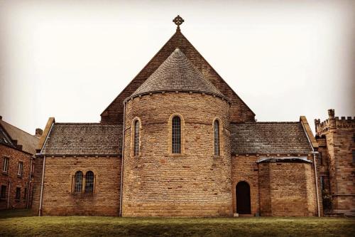 Sneaton Castle photo 43