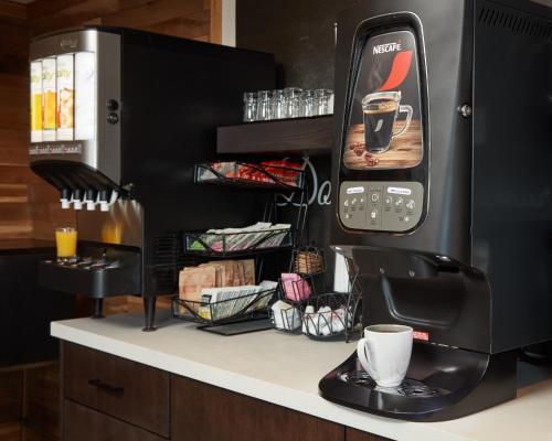 Cucina o angolo cottura di Stay Inn Hotel Toronto