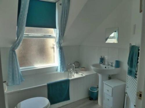 Gallery image of Top floor flat with sea view in Herne Bay