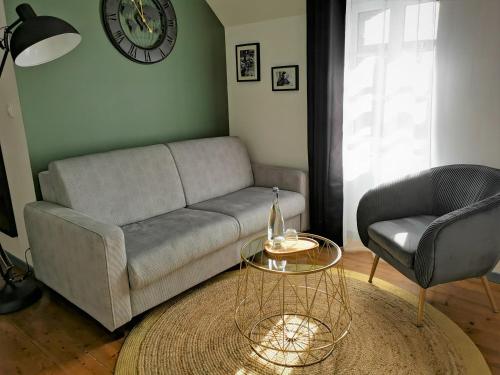 Χώρος καθιστικού στο La Récréation - Chambres et Appartements