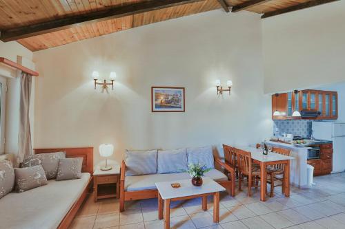 Gallery image of Sunny Garden Aparthotel in Ancient Epidauros